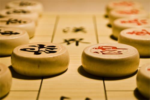 熟悉中国象棋口诀，学好象棋并不难