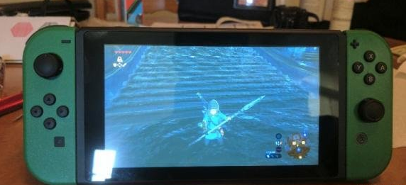 大神分享拆解任天堂Switch手柄过程